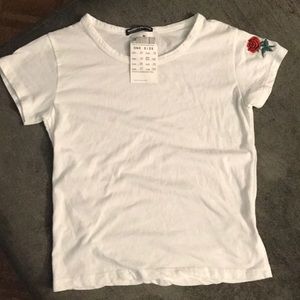 NWT Brandy Melville rose t-shirt